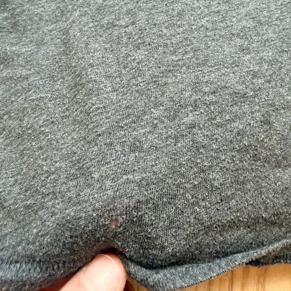 Abercrombie & Fitch Charcoal Gray Heather Graphic Tee Size XS - Picture 3 of 6